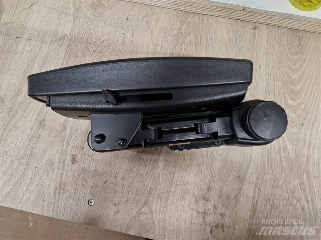 Eco Log B7033578 Cabinas e interior
