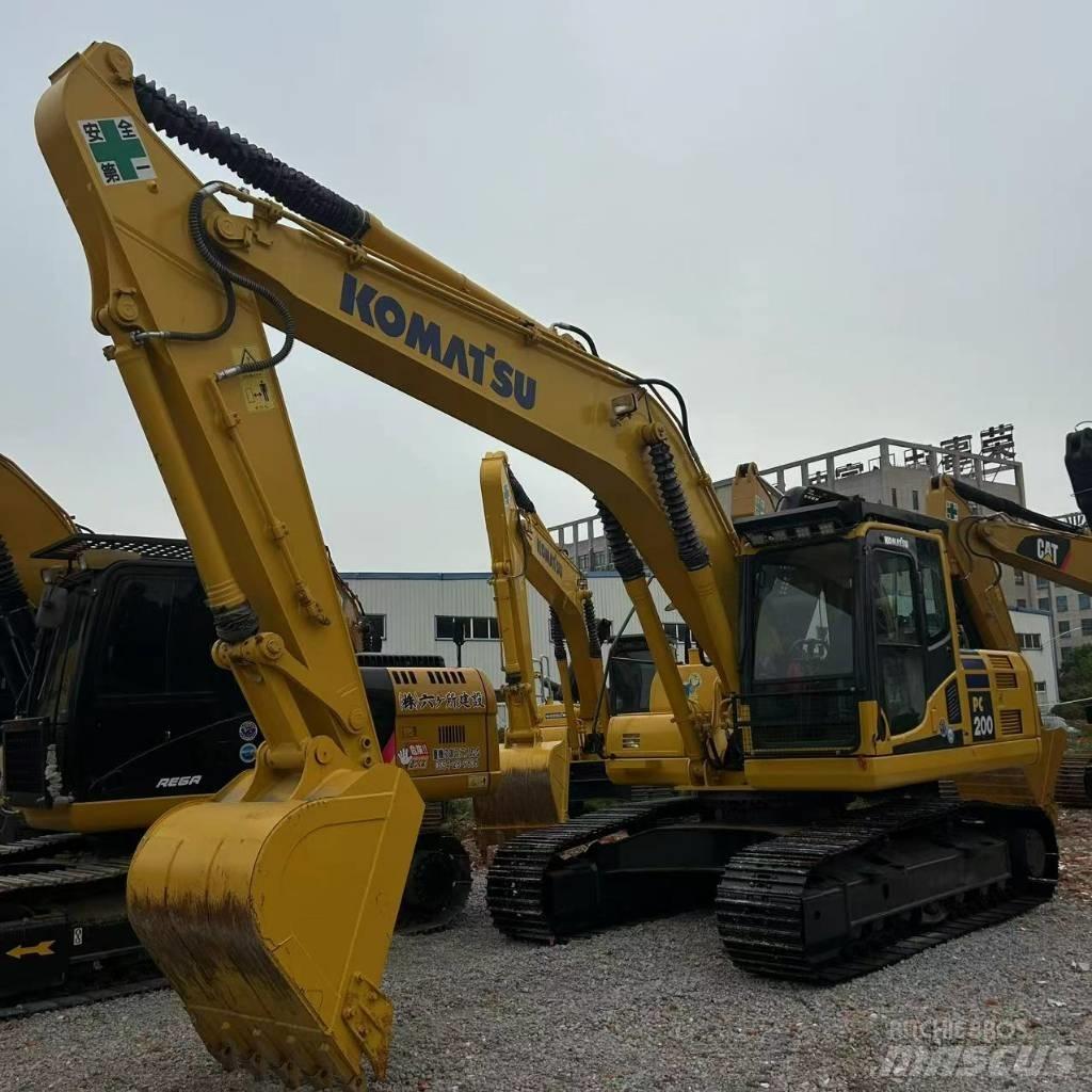 Komatsu 200-8 Excavadoras de cadenas
