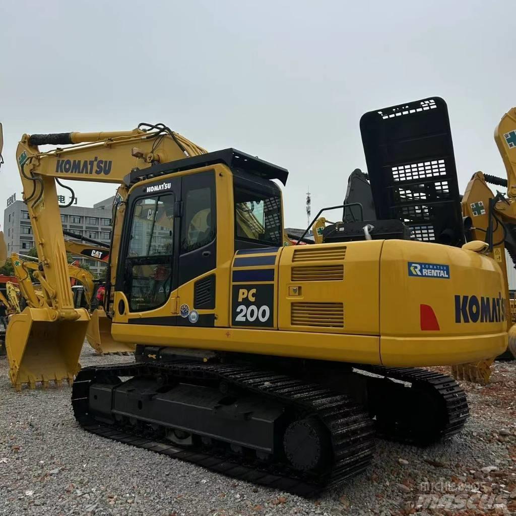 Komatsu 200-8 Excavadoras de cadenas