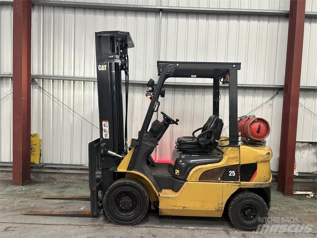 CAT GP25NT Carretillas LPG