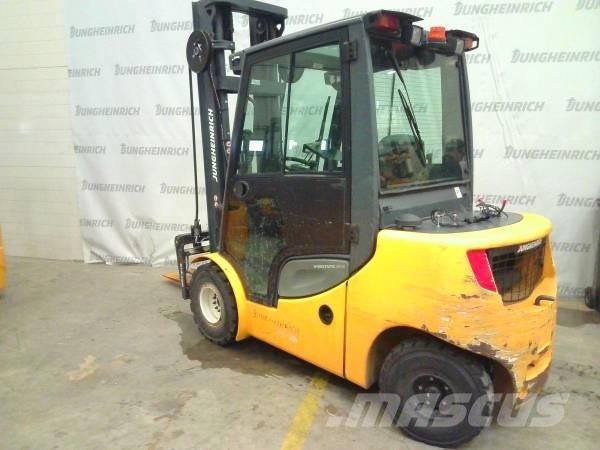 Jungheinrich DFG 430 Carretillas diesel