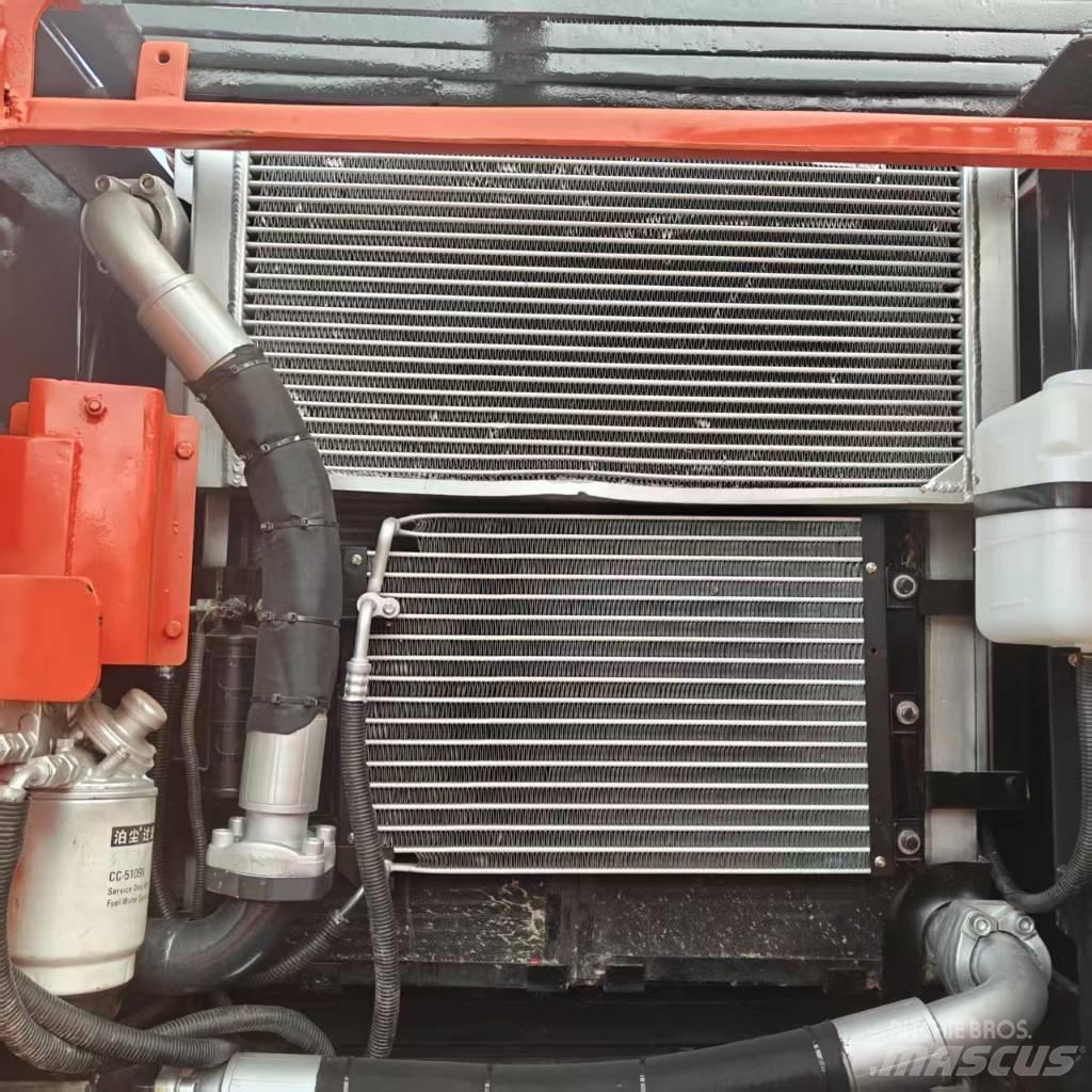 Doosan DX 225 LCA Excavadoras de cadenas