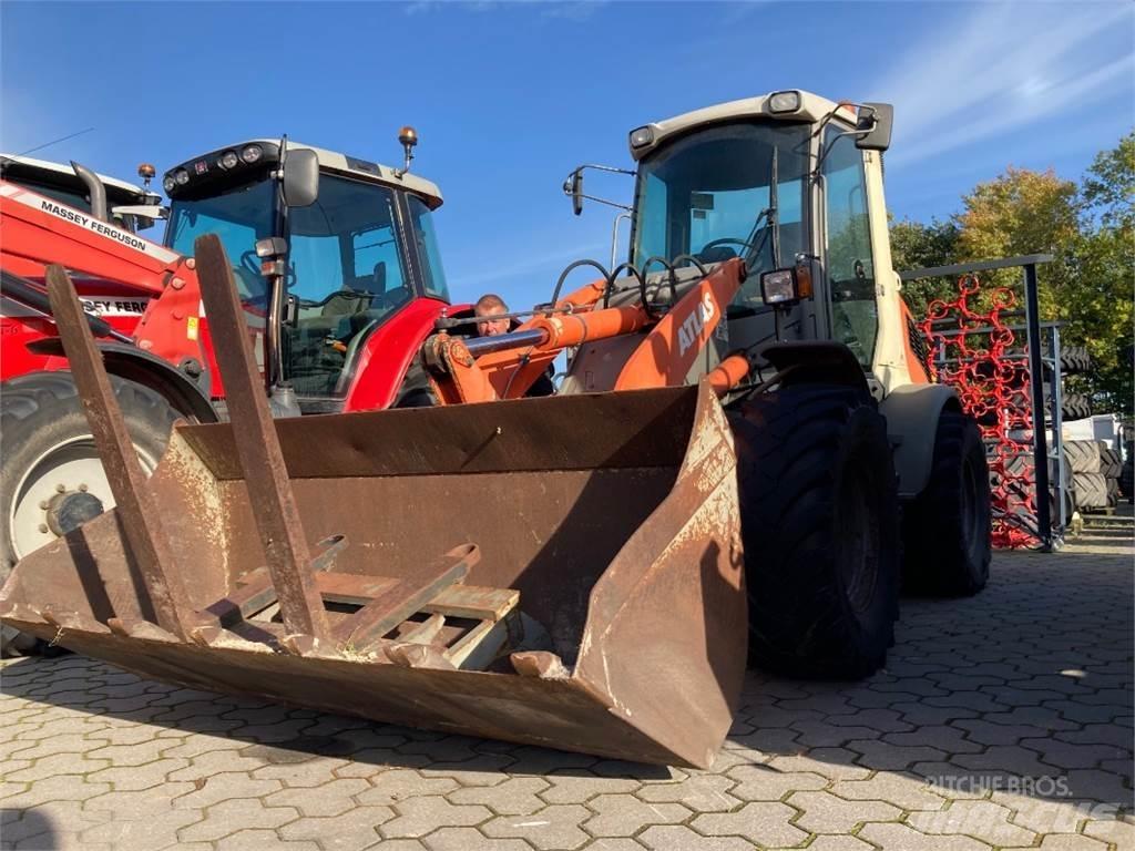 Atlas AR 80 Cargadoras sobre ruedas