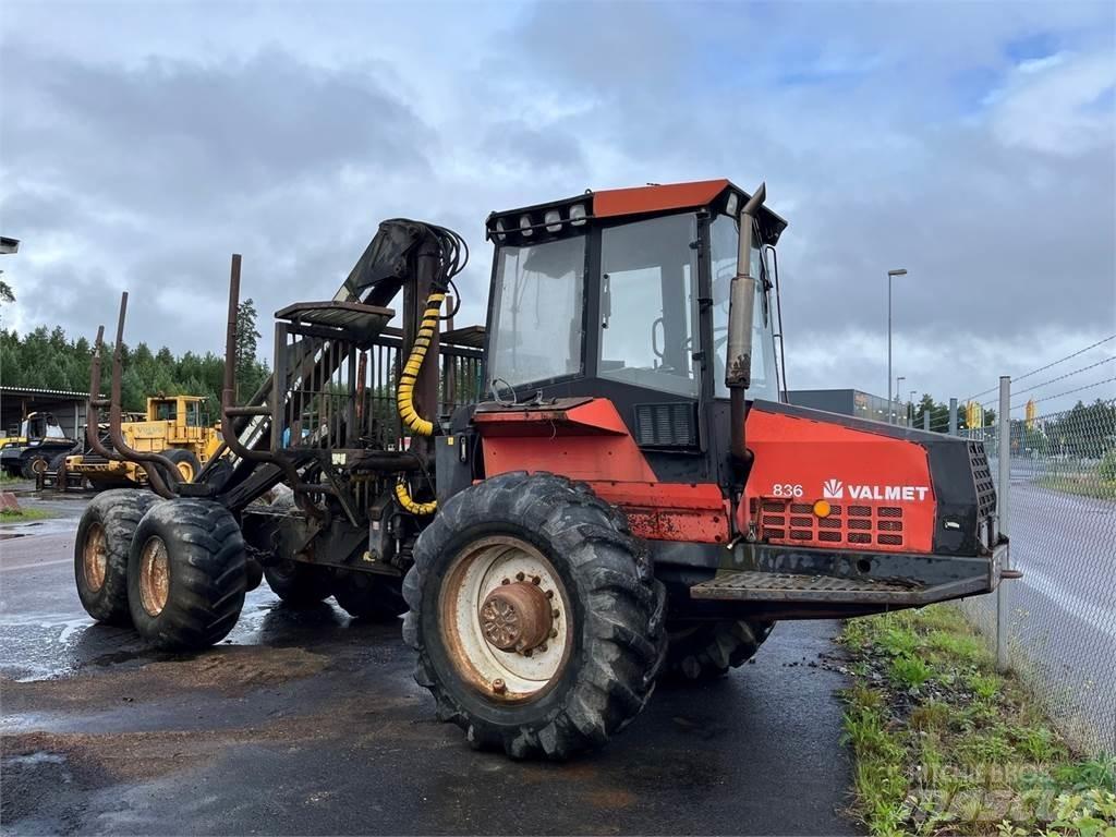 Valmet 836 Autocargadoras