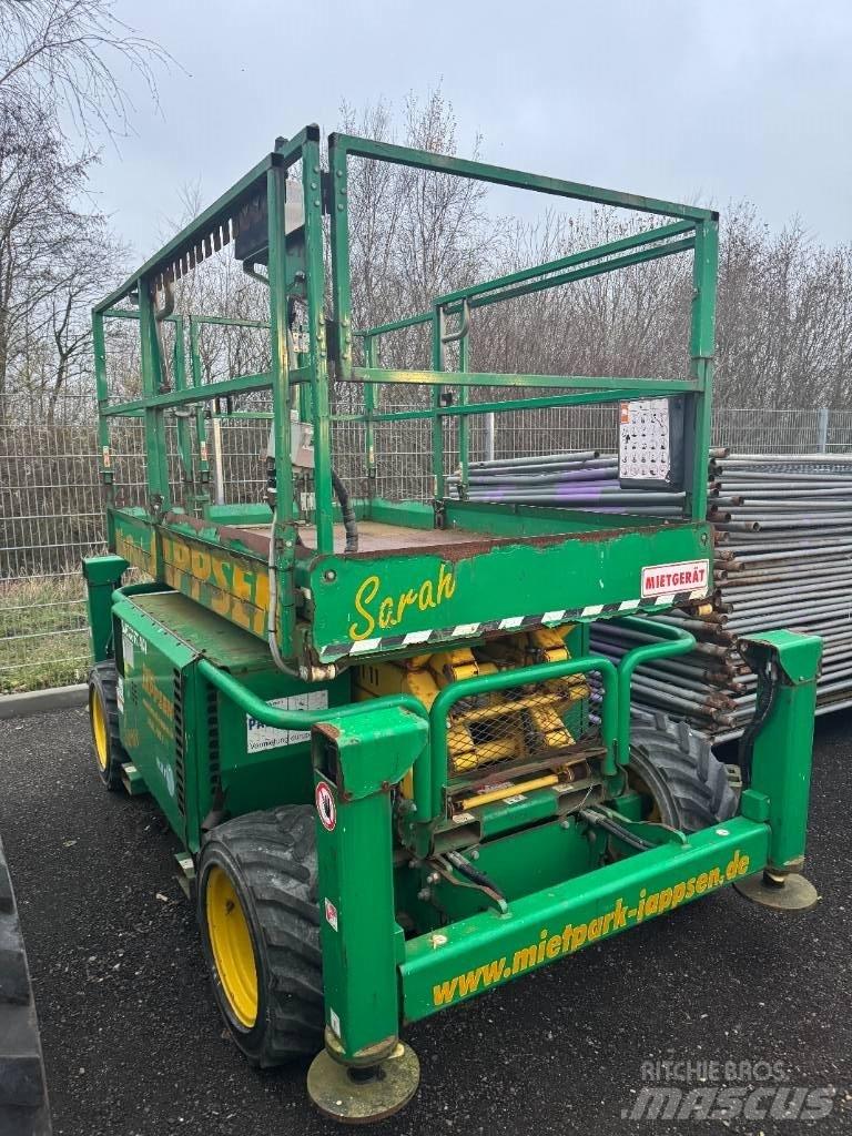 SkyJack SJ 6826 RT Plataformas tijera