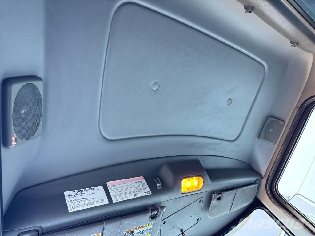 Peterbilt 348 Camiones bañeras basculantes o volquetes