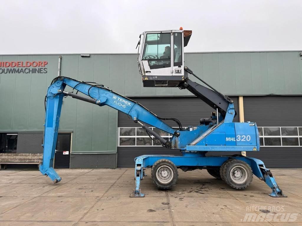 Fuchs MHL 320 Excavadoras de manutención