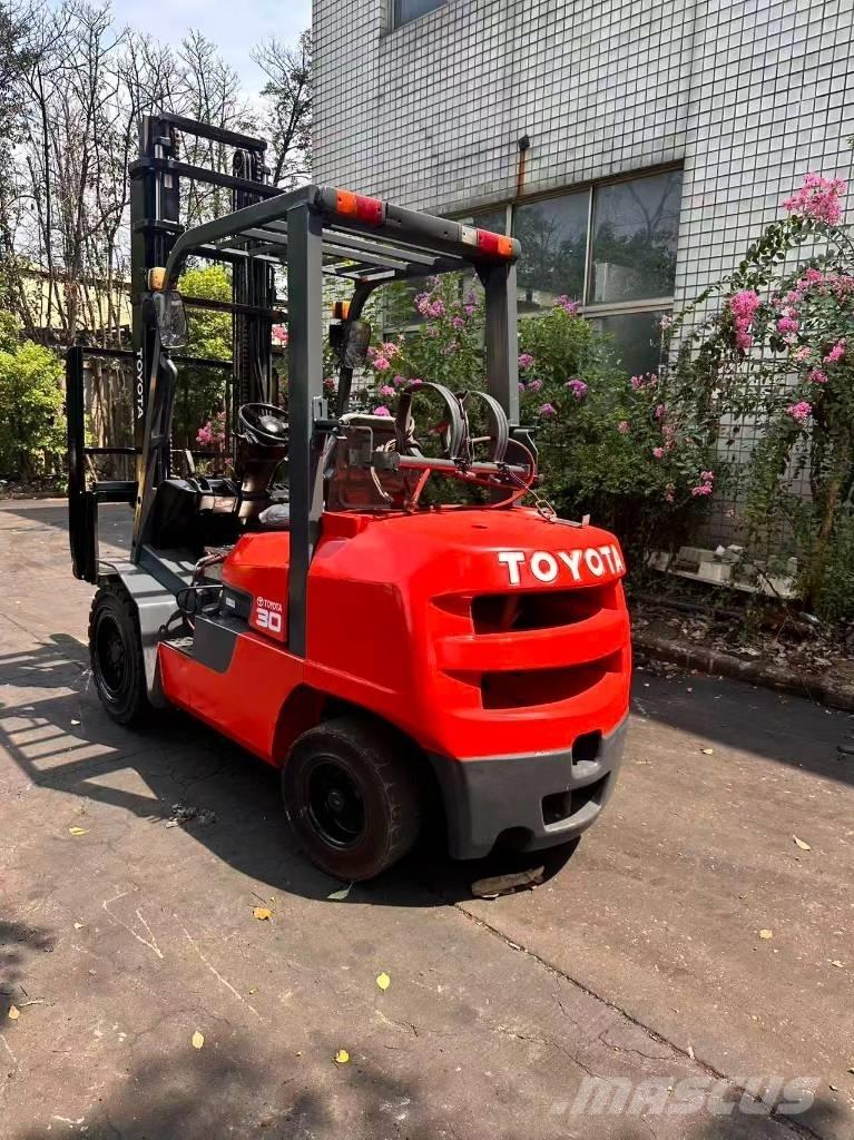 Toyota FD 30 Carretillas diesel