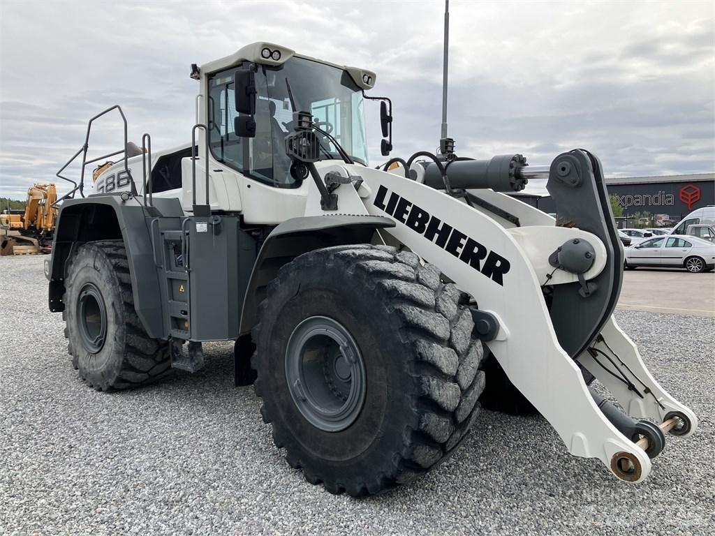 Liebherr L586 Xpower Cargadoras sobre ruedas