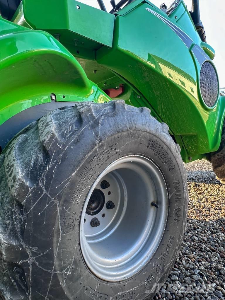 Avant 745 Cargadoras multifunción