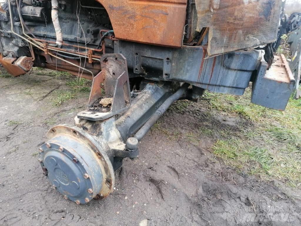 New Holland 8160 Tuz Plataformas y cucharones