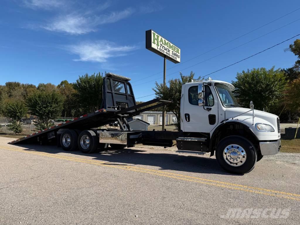 Freightliner M2 Grúas de vehículo