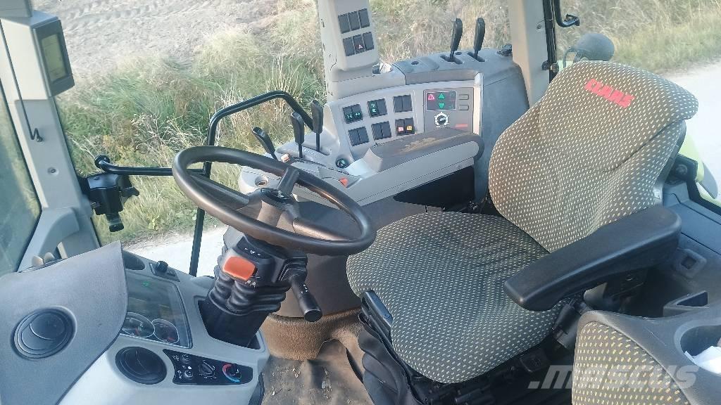 CLAAS Axion 810 CIS Tractores