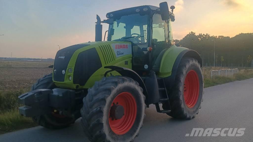 CLAAS Axion 810 CIS Tractores