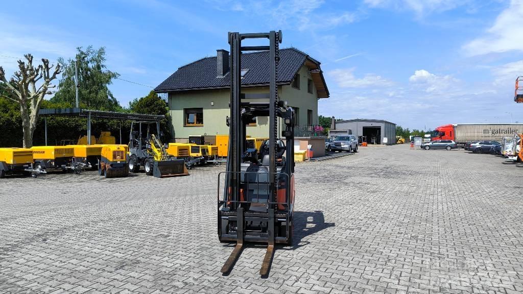 Linde E16-02 Carretillas de horquilla eléctrica