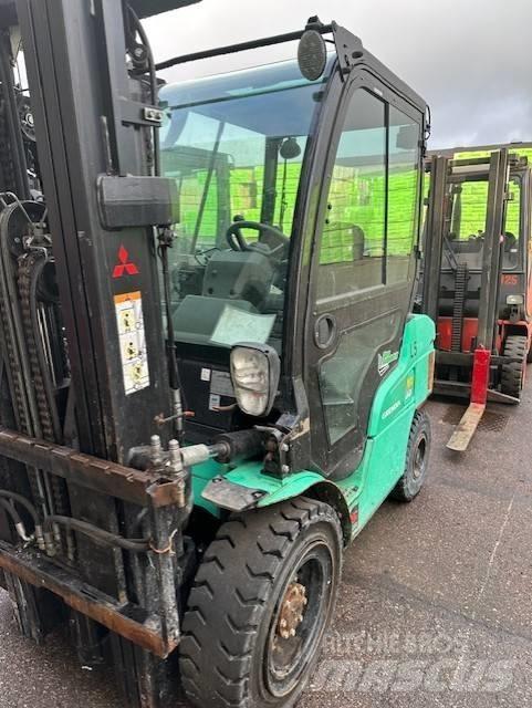 Mitsubishi FD 35 N Carretillas diesel