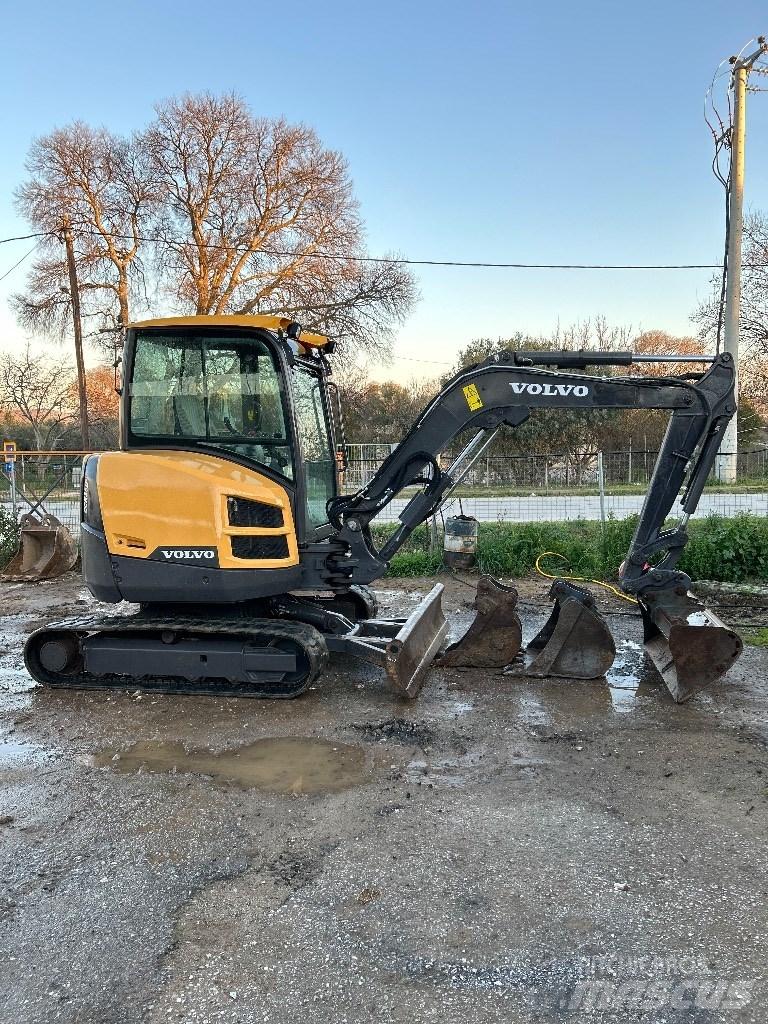 Volvo ECR 35 D Mini excavadoras < 7t