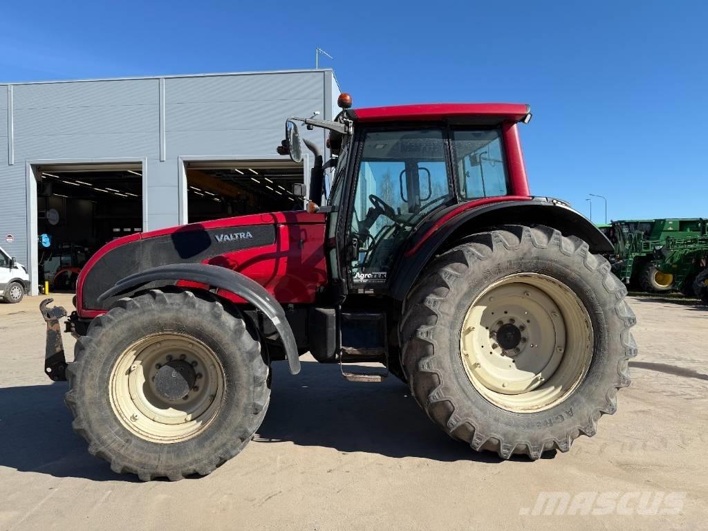 Valtra T 191 Tractores