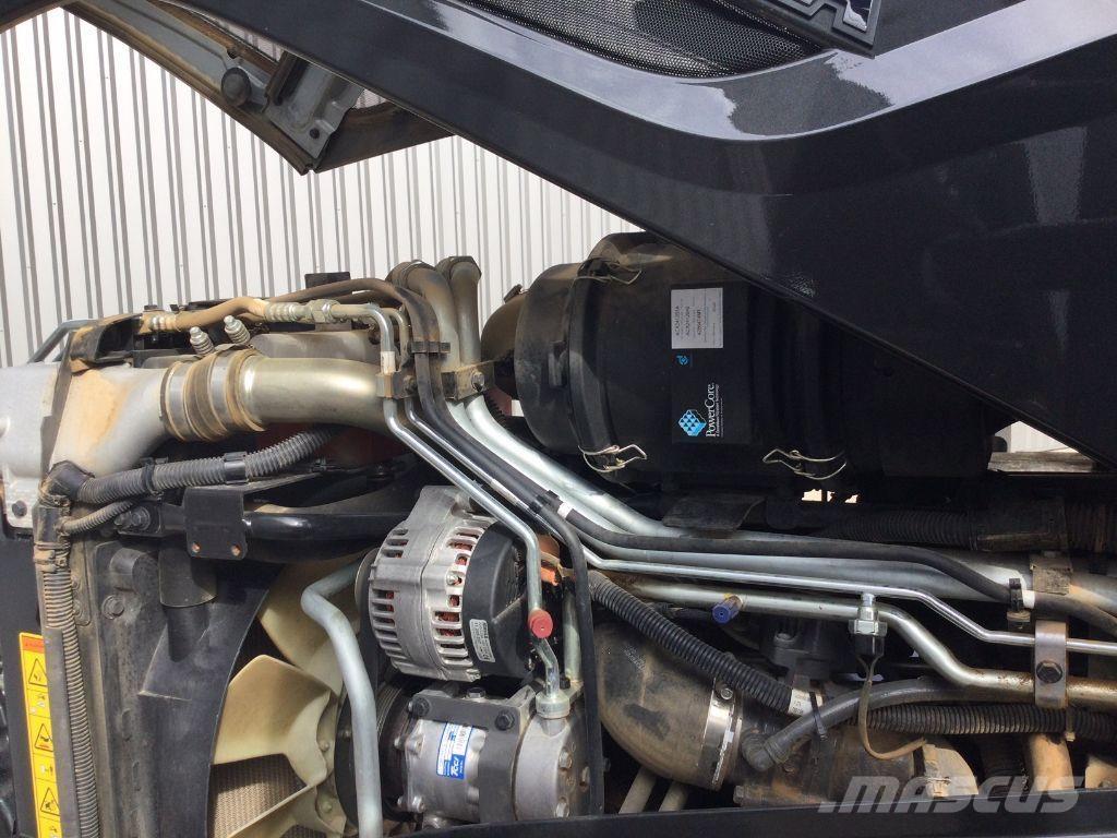 Valtra Q265 Tractores