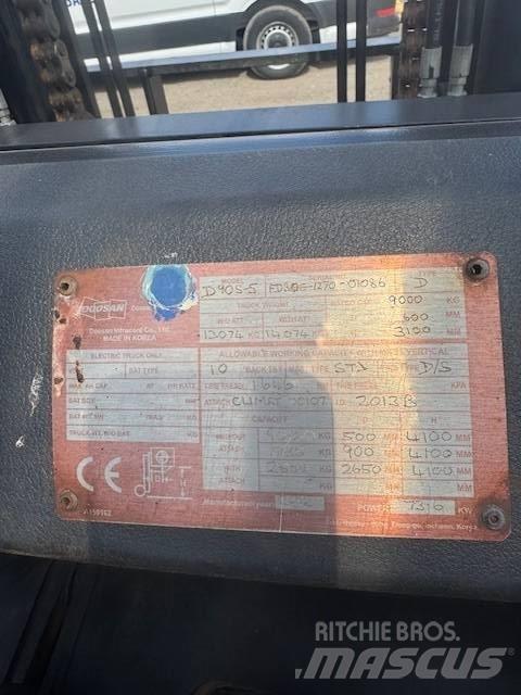 Doosan D 90 S-5 Carretillas diesel