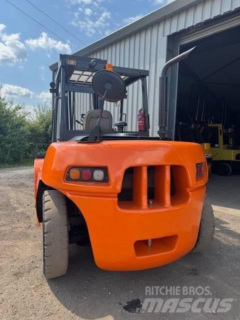 Doosan D 90 S-5 Carretillas diesel