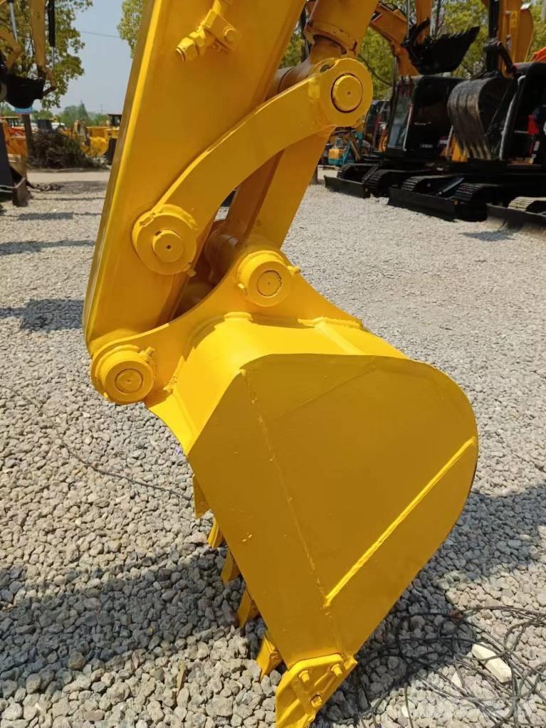 Komatsu PC 70 Excavadoras 7t - 12t