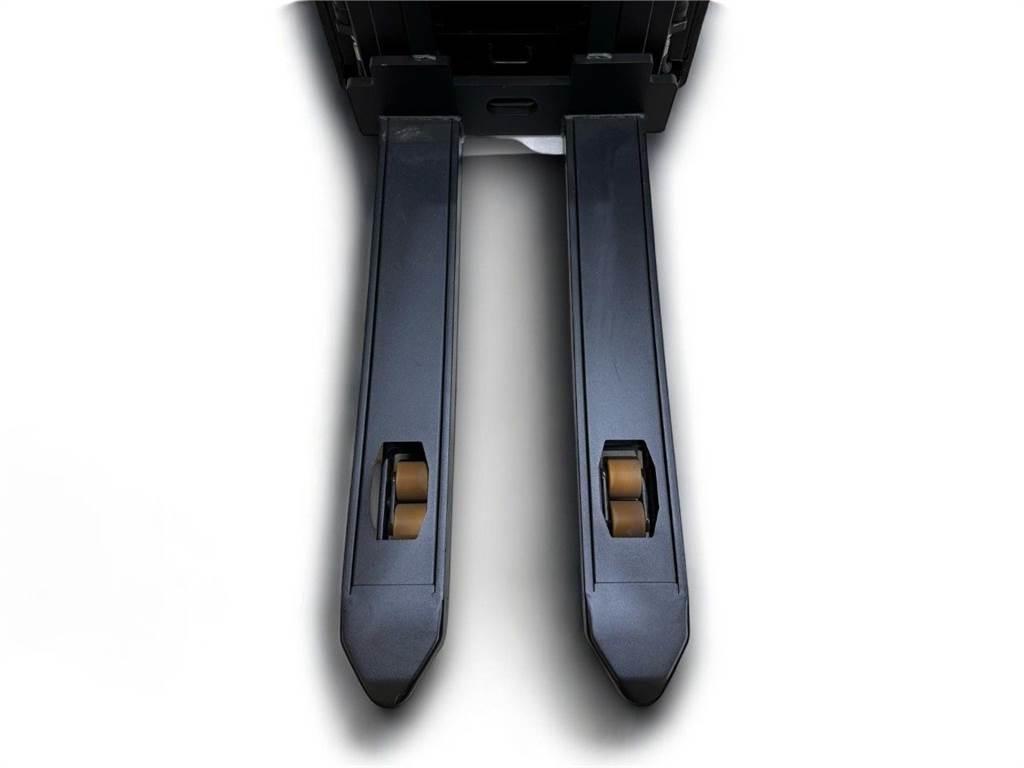  ESA121 2S360 Apiladores eléctricos