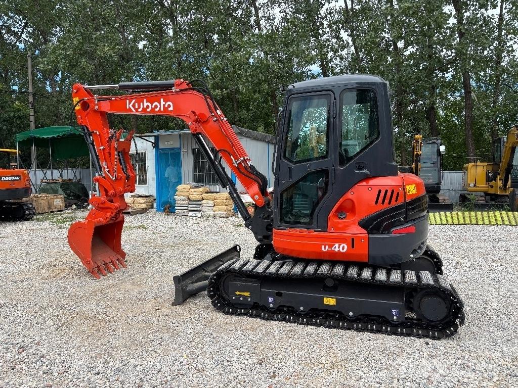 Kubota U40 Mini excavadoras < 7t