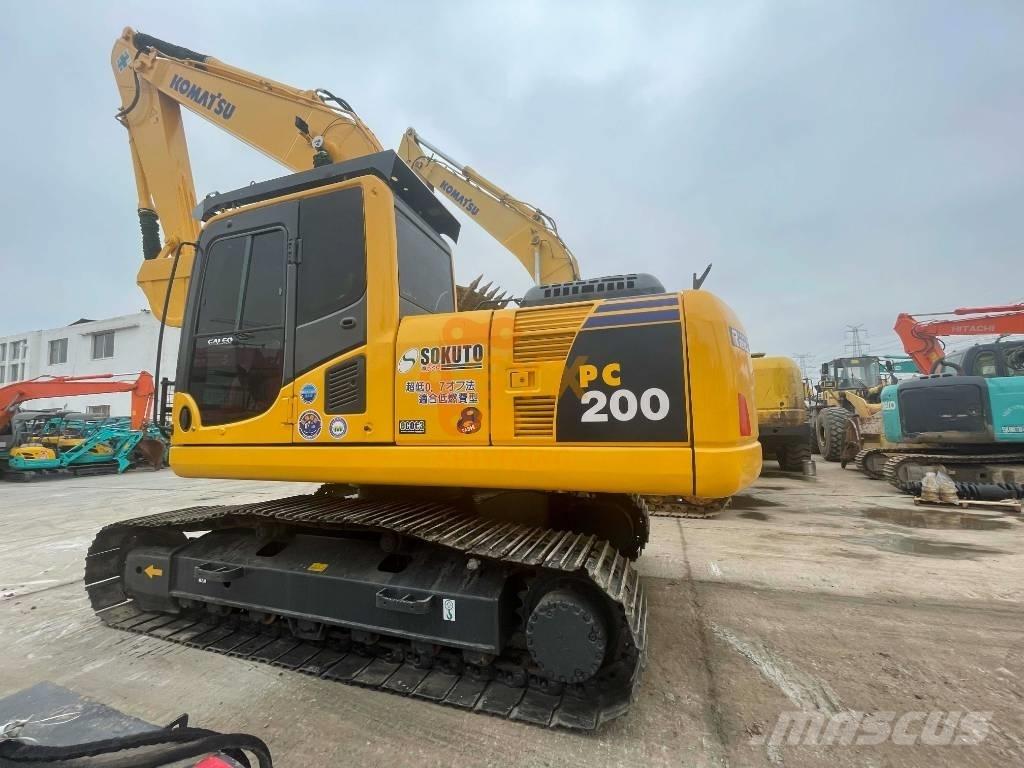 Komatsu PC 200-8 Excavadoras de cadenas