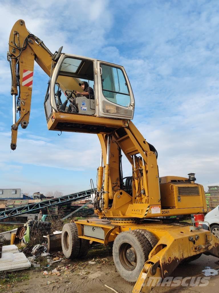 Liebherr 904C Excavadoras de manutención