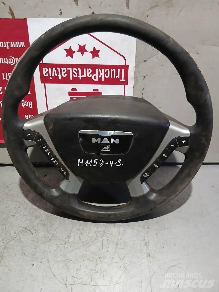 MAN TGX    81464306027 Cabinas e interior
