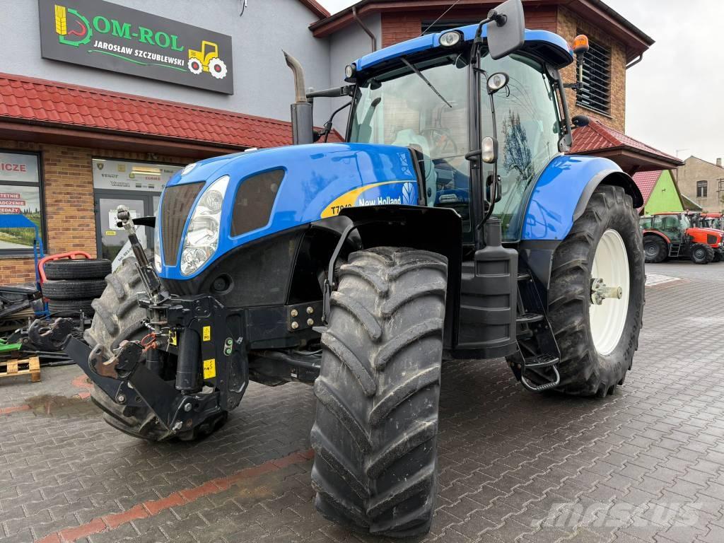New Holland T 7040 Tractores