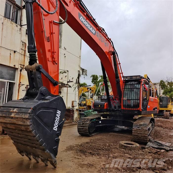 Doosan DX 340 LC Excavadoras de cadenas