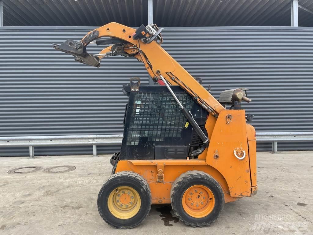 CAT 226B Arrastrador de troncos