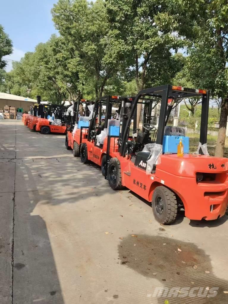 Hangcha CPCD 35 Carretillas diesel