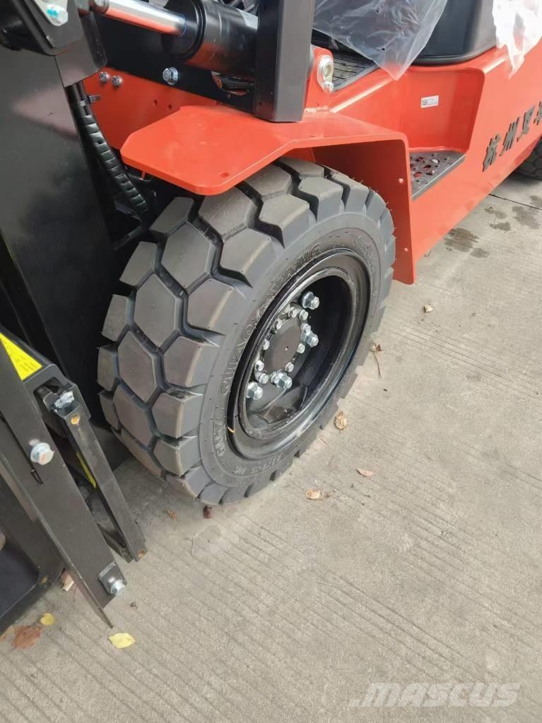 Hangcha CPCD 35 Carretillas diesel