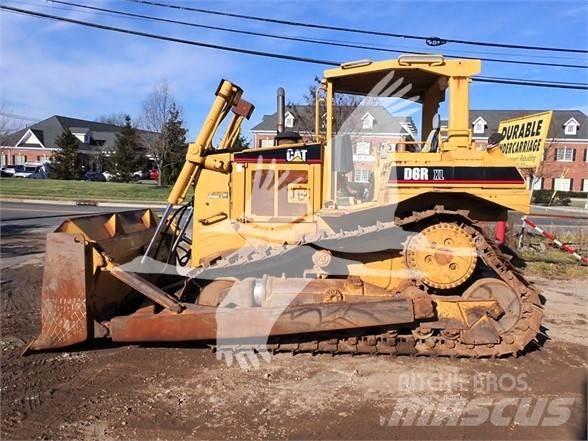 CAT D6R XL Buldozer sobre oruga