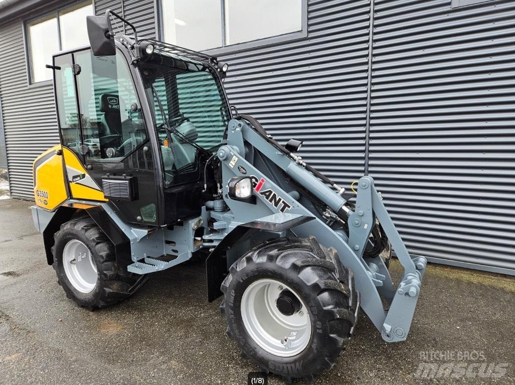 GiANT g3500 x-tra Palas cargadoras