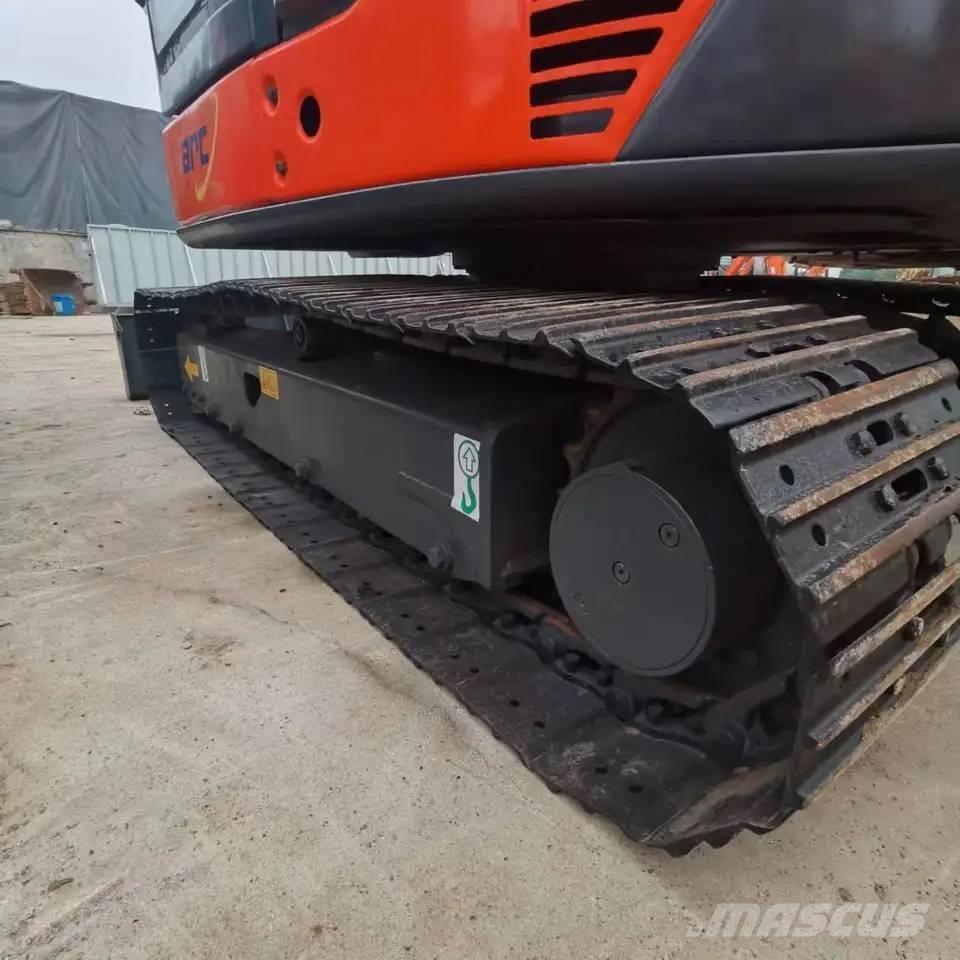 Hitachi ZX60U Mini excavadoras < 7t