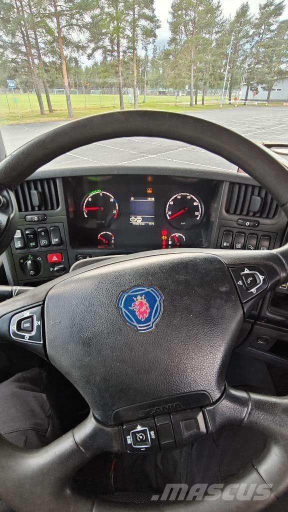 Scania G 440 Camiones polibrazo