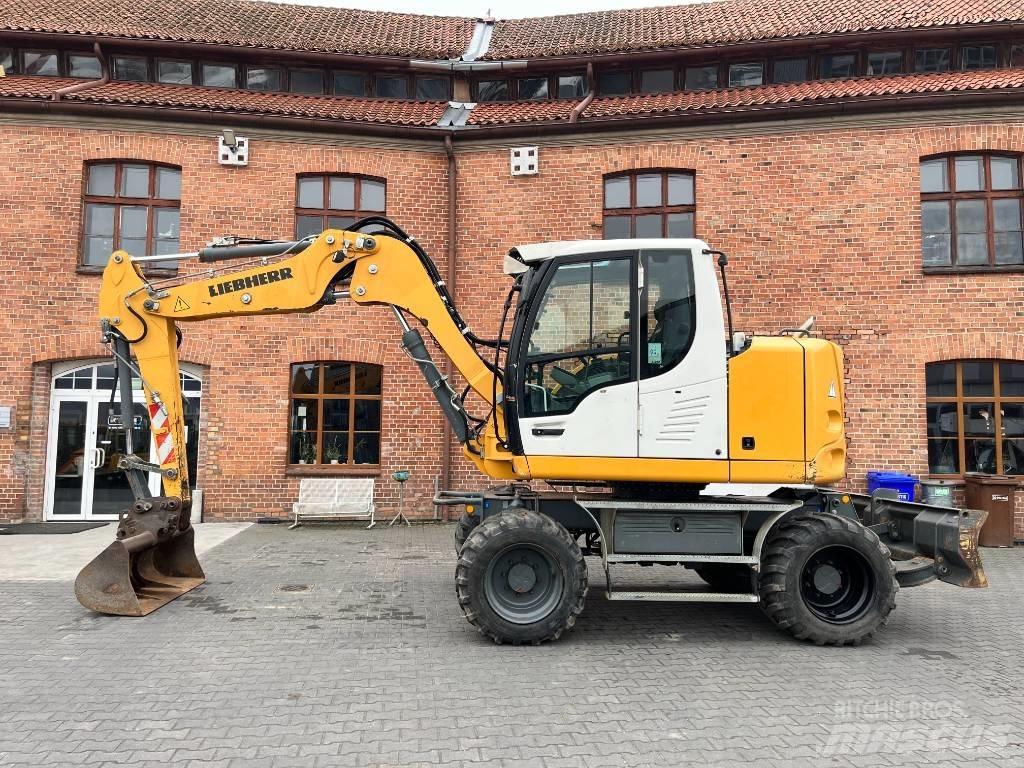 Liebherr A 910 Comp Excavadoras de ruedas