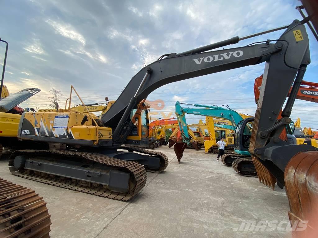 Volvo EC 240 B LC Excavadoras de cadenas