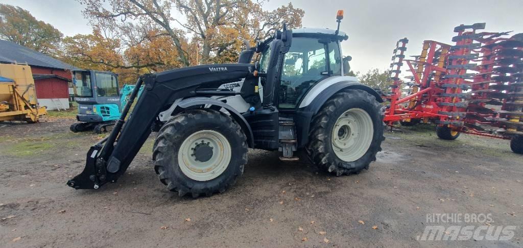 Valtra T 234 Versu Tractores