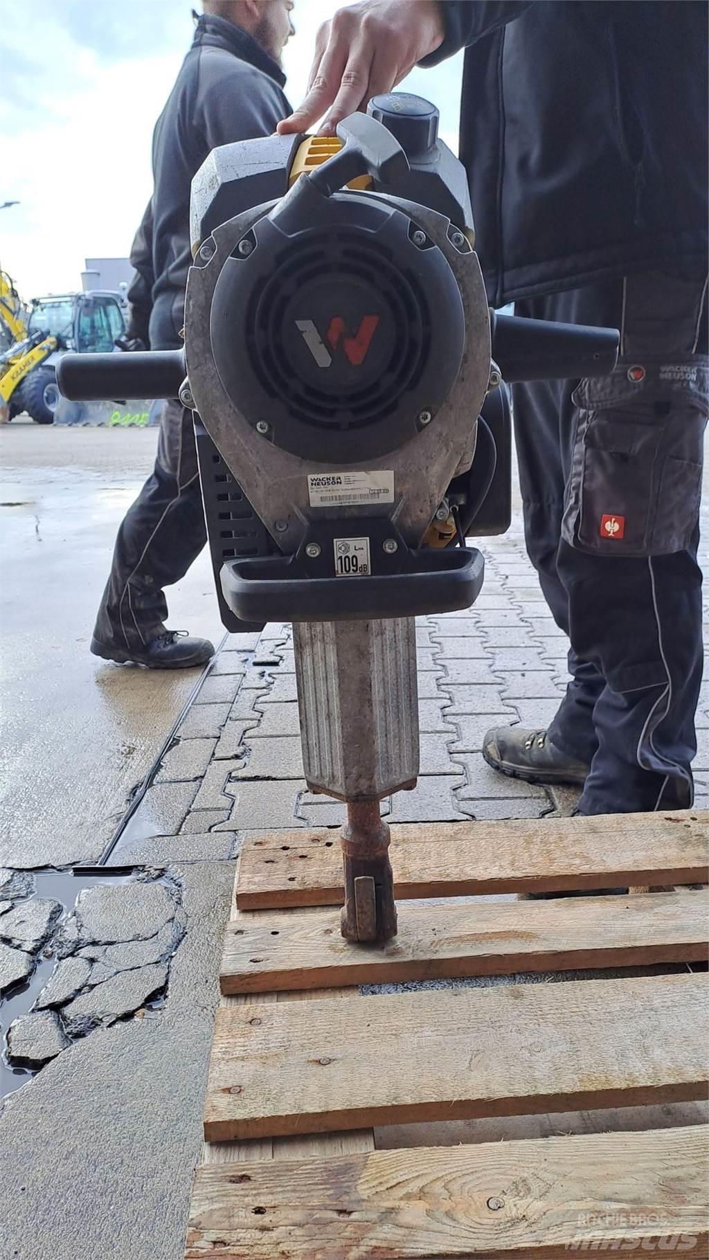 Wacker Neuson BH55 Pisones compactadores
