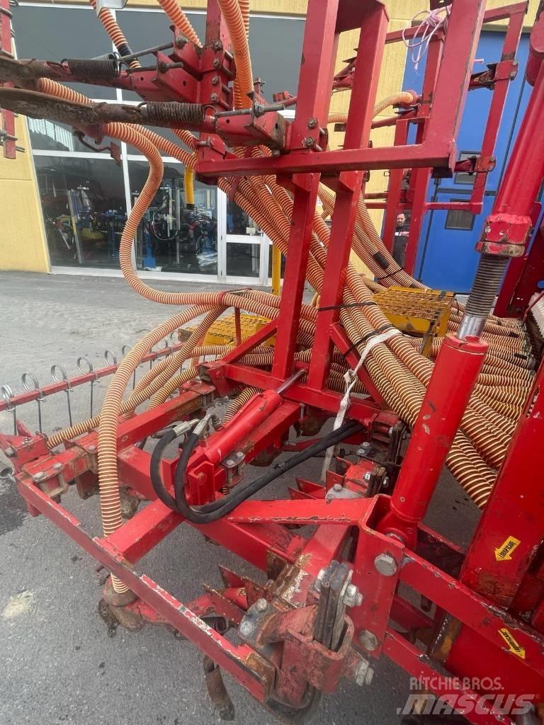 UBALDI PNEUSEM 400 L Sembradoras