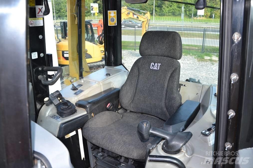CAT D 6 N LGP Buldozer sobre oruga