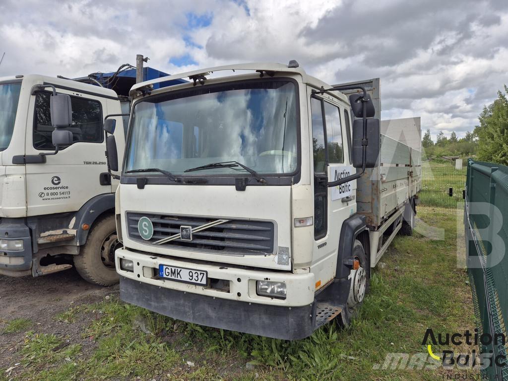 Volvo FL6 Camiones plataforma