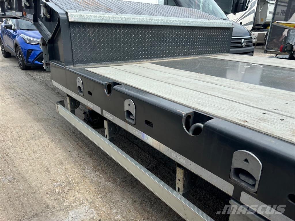 Ozgul LW 429 Otros remolques