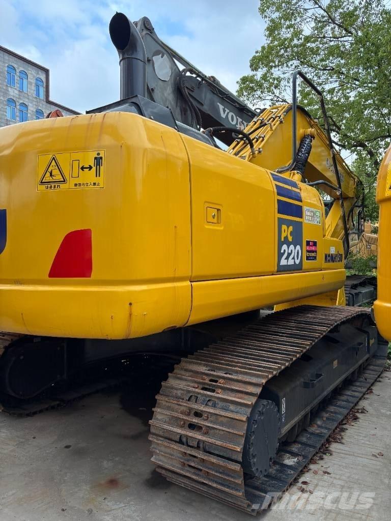 Komatsu PC 220-7 Excavadoras de cadenas