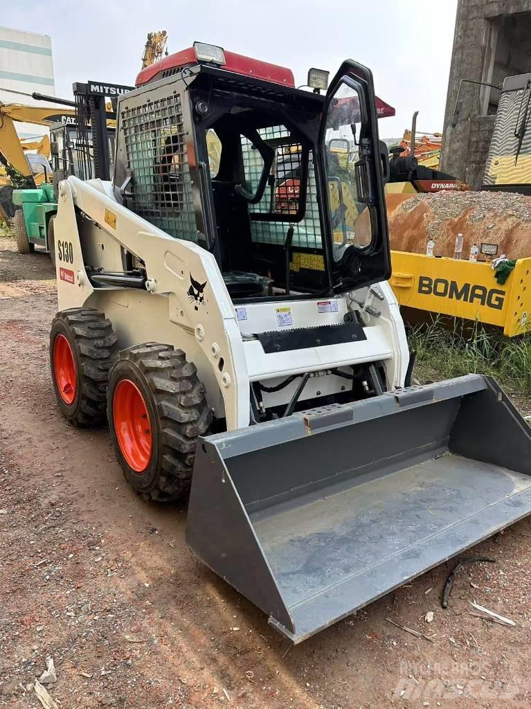 Bobcat S 130 Minicargadoras